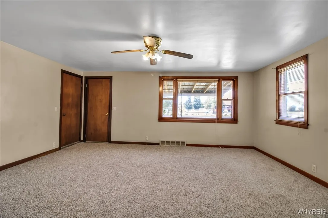 19 Spann Street, Buffalo, New York 14206, Buffalo, New York 14206, 2 Bedrooms Bedrooms, 4 Rooms Rooms,1 BathroomBathrooms,Residential,For Sale,19 Spann Street, Buffalo, New York 14206,0,B1633040