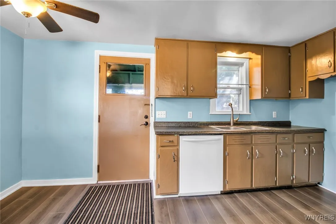 19 Spann Street, Buffalo, New York 14206, Buffalo, New York 14206, 2 Bedrooms Bedrooms, 4 Rooms Rooms,1 BathroomBathrooms,Residential,For Sale,19 Spann Street, Buffalo, New York 14206,0,B1633040