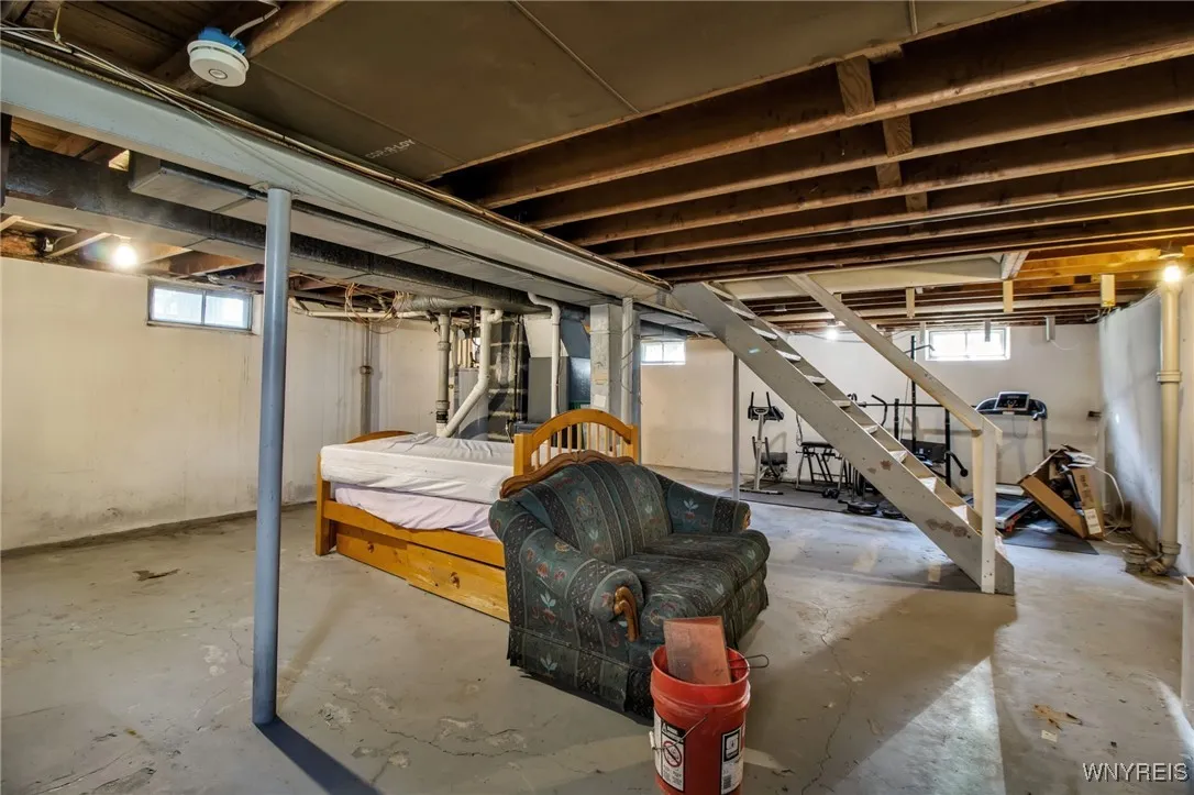 19 Spann Street, Buffalo, New York 14206, Buffalo, New York 14206, 2 Bedrooms Bedrooms, 4 Rooms Rooms,1 BathroomBathrooms,Residential,For Sale,19 Spann Street, Buffalo, New York 14206,0,B1633040