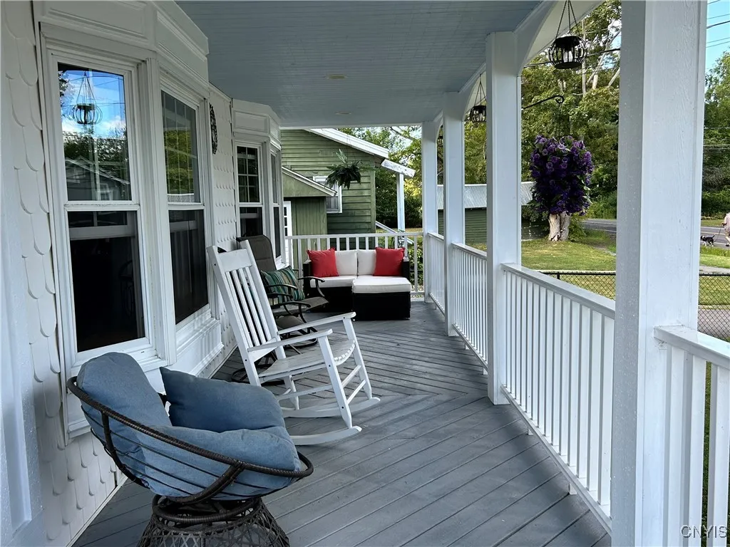 6572 Lakeshore Road, Cicero, New York 13039, Cicero, New York 13039, 4 Bedrooms Bedrooms, 10 Rooms Rooms,2 BathroomsBathrooms,Residential,For Sale,6572 Lakeshore Road, Cicero, New York 13039,0,S1633055