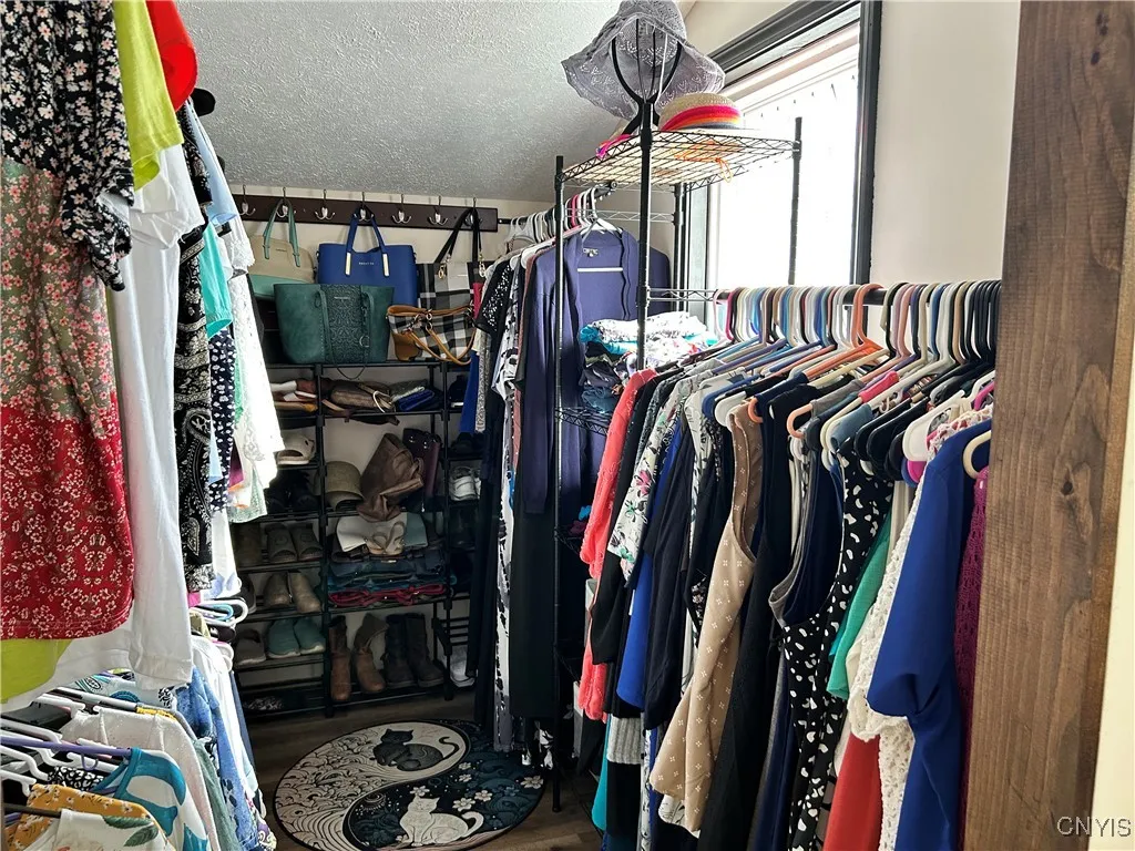 6572 Lakeshore Road, Cicero, New York 13039, Cicero, New York 13039, 4 Bedrooms Bedrooms, 10 Rooms Rooms,2 BathroomsBathrooms,Residential,Closed,6572 Lakeshore Road, Cicero, New York 13039,0,S1633055