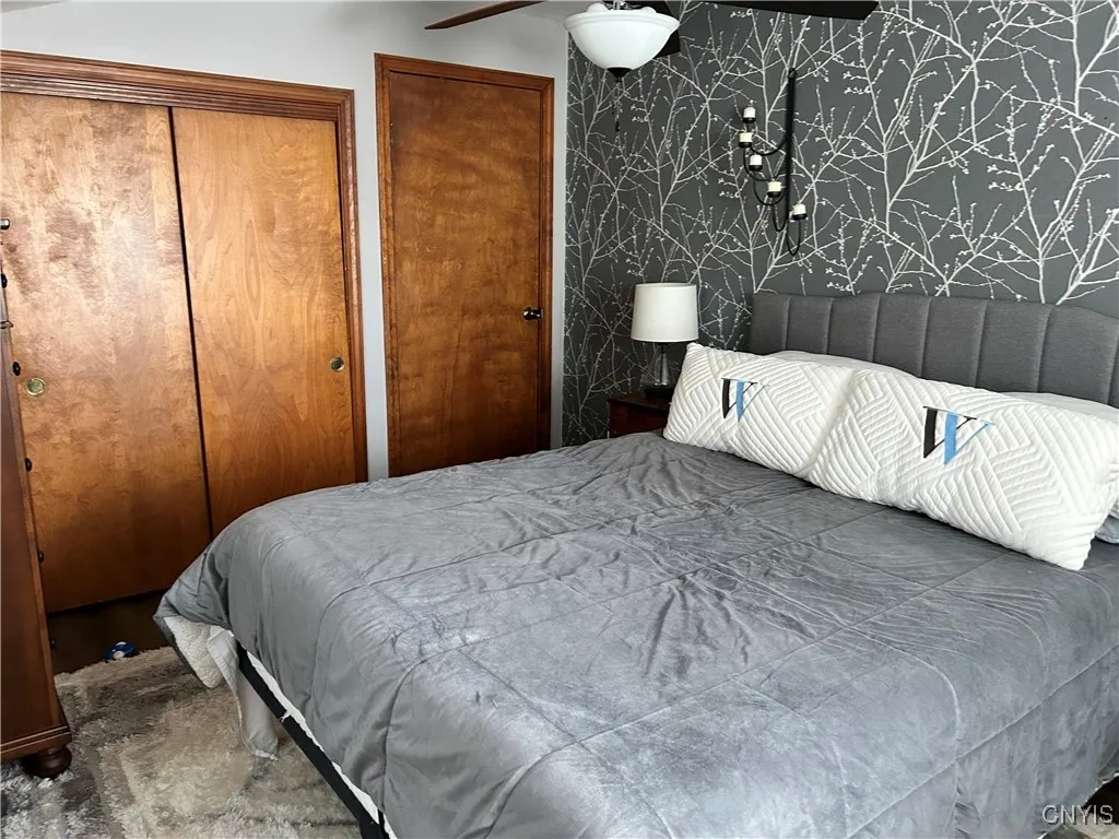 6572 Lakeshore Road, Cicero, New York 13039, Cicero, New York 13039, 4 Bedrooms Bedrooms, 10 Rooms Rooms,2 BathroomsBathrooms,Residential,For Sale,6572 Lakeshore Road, Cicero, New York 13039,0,S1633055