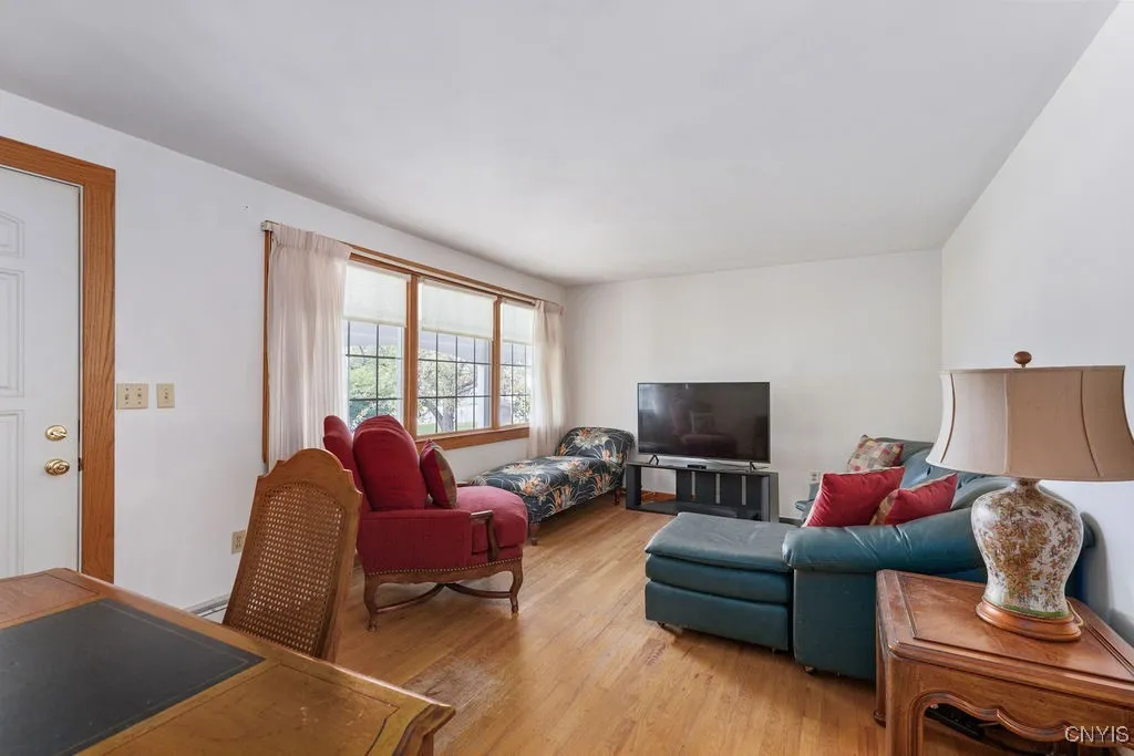 15 Sherwood Circle, Clay, New York 13041, Clay, New York 13041, 3 Bedrooms Bedrooms, 8 Rooms Rooms,2 BathroomsBathrooms,Residential,Closed,15 Sherwood Circle, Clay, New York 13041,0,S1633734