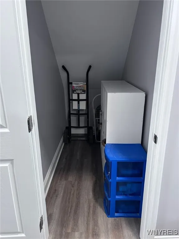 1986 South Park Ave, Buffalo, New York 14420, Buffalo, New York 14420, 2 Bedrooms Bedrooms, 5 Rooms Rooms,1 BathroomBathrooms,Residential Lease,For Rent,1986 South Park Ave, Buffalo, New York 14420,0,B1633885