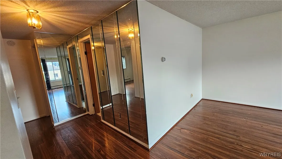 3433 Harlem Road 2, Cheektowaga, New York 14225, Cheektowaga, New York 14225, 2 Bedrooms Bedrooms, 5 Rooms Rooms,1 BathroomBathrooms,Residential,For Sale,3433 Harlem Road 2, Cheektowaga, New York 14225,0,B1633643
