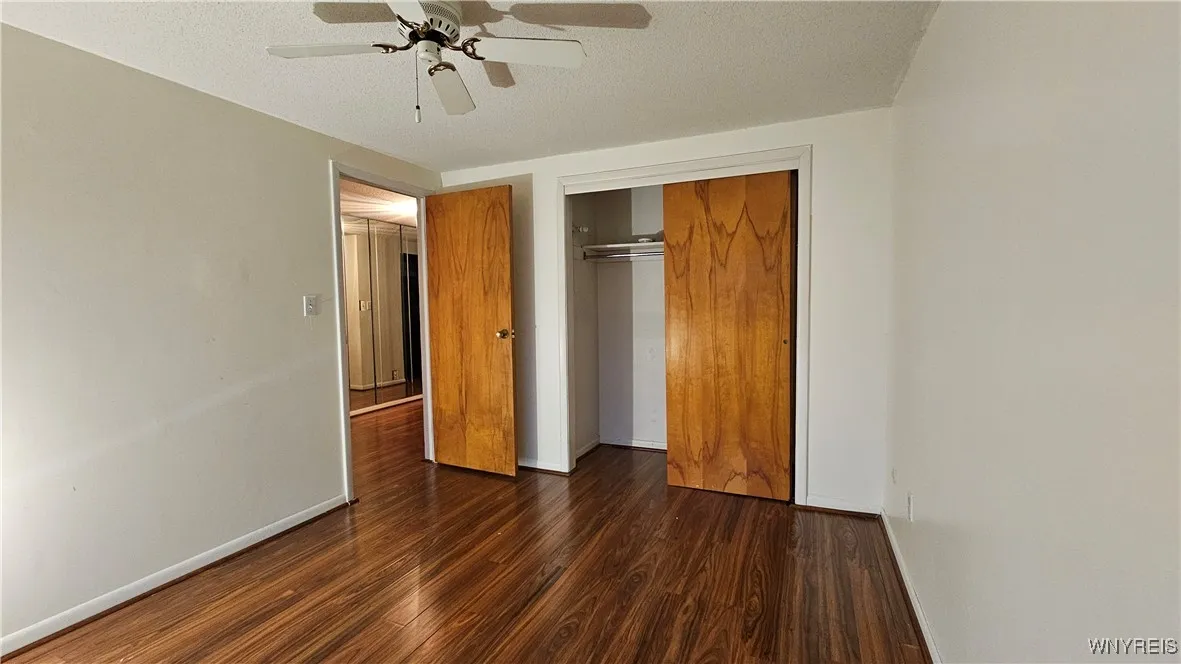 3433 Harlem Road 2, Cheektowaga, New York 14225, Cheektowaga, New York 14225, 2 Bedrooms Bedrooms, 5 Rooms Rooms,1 BathroomBathrooms,Residential,For Sale,3433 Harlem Road 2, Cheektowaga, New York 14225,0,B1633643