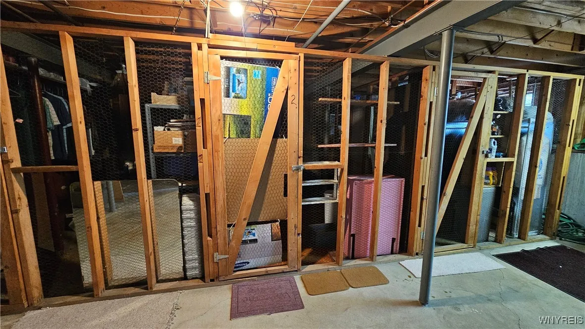 3433 Harlem Road 2, Cheektowaga, New York 14225, Cheektowaga, New York 14225, 2 Bedrooms Bedrooms, 5 Rooms Rooms,1 BathroomBathrooms,Residential,For Sale,3433 Harlem Road 2, Cheektowaga, New York 14225,0,B1633643