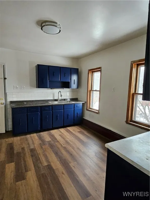 1037 Walden Avenue 3, Cheektowaga, New York 14211, Cheektowaga, New York 14211, 3 Bedrooms Bedrooms, 6 Rooms Rooms,1 BathroomBathrooms,Residential Lease,For Rent,1037 Walden Avenue 3, Cheektowaga, New York 14211,0,B1633394