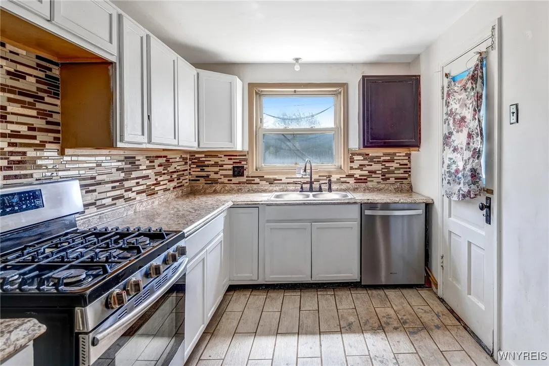 113 Campbell Road, Cheektowaga, New York 14215, Cheektowaga, New York 14215, 4 Bedrooms Bedrooms, 7 Rooms Rooms,1 BathroomBathrooms,Residential,For Sale,113 Campbell Road, Cheektowaga, New York 14215,0,B1633997