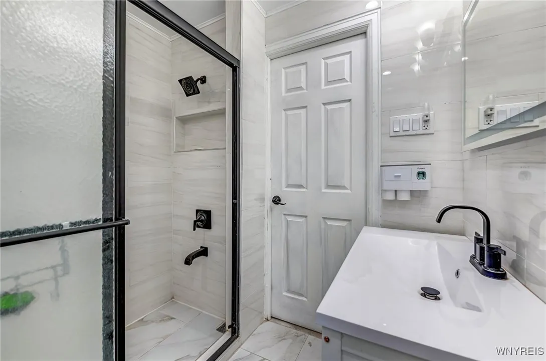 113 Campbell Road, Cheektowaga, New York 14215, Cheektowaga, New York 14215, 4 Bedrooms Bedrooms, 7 Rooms Rooms,1 BathroomBathrooms,Residential,For Sale,113 Campbell Road, Cheektowaga, New York 14215,0,B1633997