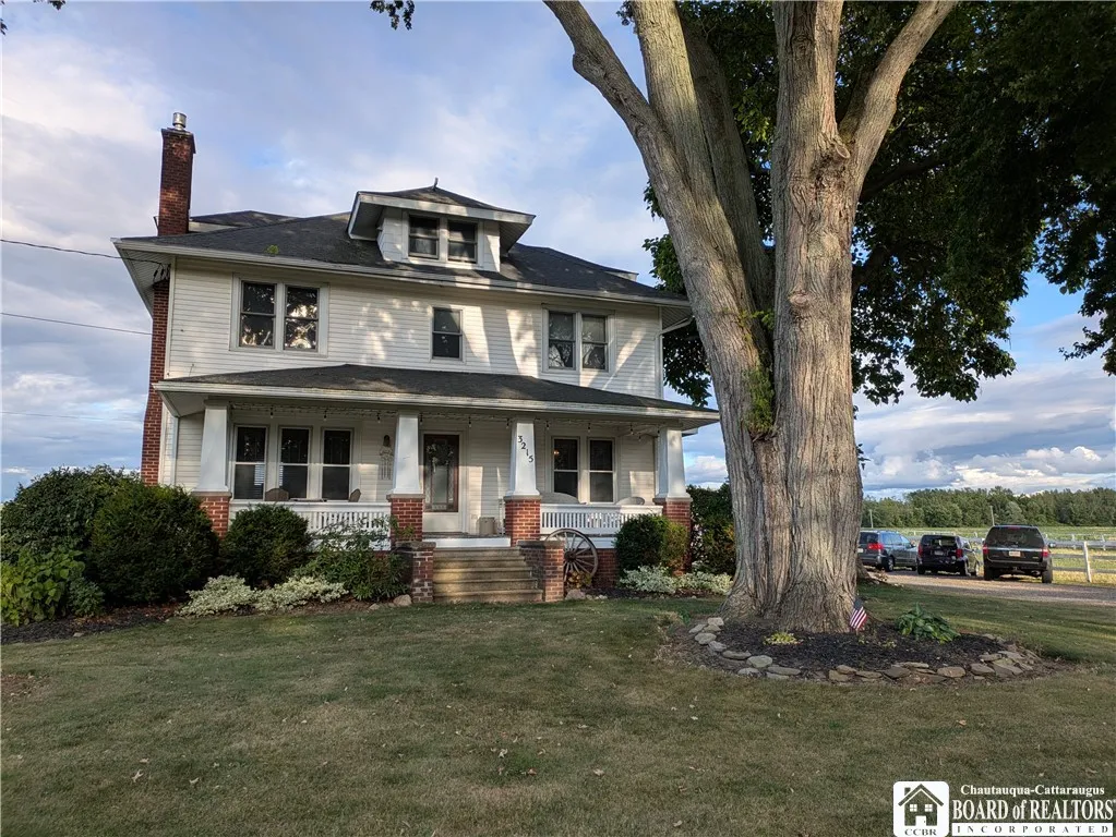 3215 Wilson Cambria Road, Wilson, New York 14172, Wilson, New York 14172, 4 Bedrooms Bedrooms, 9 Rooms Rooms,2 BathroomsBathrooms,Residential,For Sale,3215 Wilson Cambria Road, Wilson, New York 14172,0,R1633697