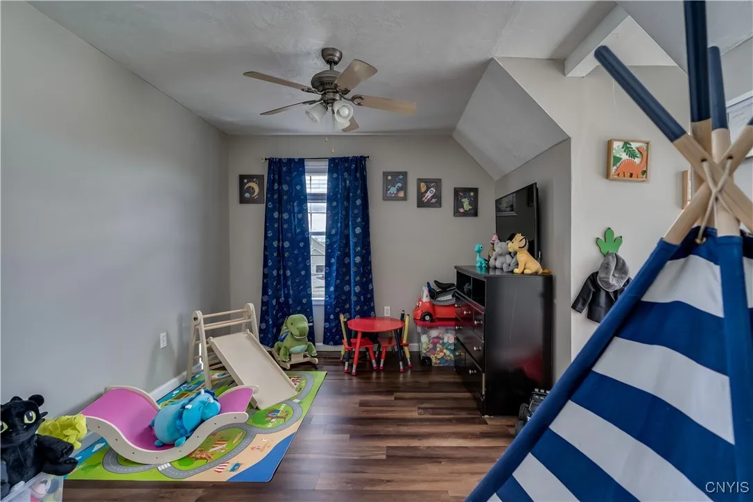 31795 Us Route 11, Philadelphia, New York 13673, Philadelphia, New York 13673, 4 Bedrooms Bedrooms, 9 Rooms Rooms,2 BathroomsBathrooms,Residential,For Sale,31795 Us Route 11, Philadelphia, New York 13673,0,S1632483