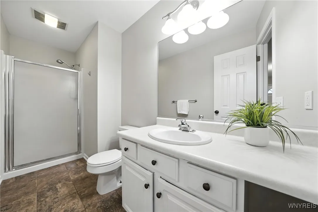 5 Astor Ridge Drive D, Amherst, New York 14228, Amherst, New York 14228, 2 Bedrooms Bedrooms, 5 Rooms Rooms,2 BathroomsBathrooms,Residential,Closed,5 Astor Ridge Drive D, Amherst, New York 14228,0,B1633998