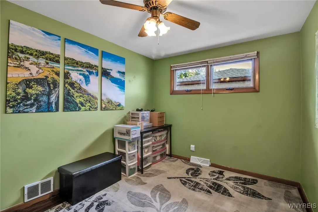 28 Banko Drive, Cheektowaga, New York 14043, Cheektowaga, New York 14043, 3 Bedrooms Bedrooms, 6 Rooms Rooms,1 BathroomBathrooms,Residential,For Sale,28 Banko Drive, Cheektowaga, New York 14043,0,B1632702
