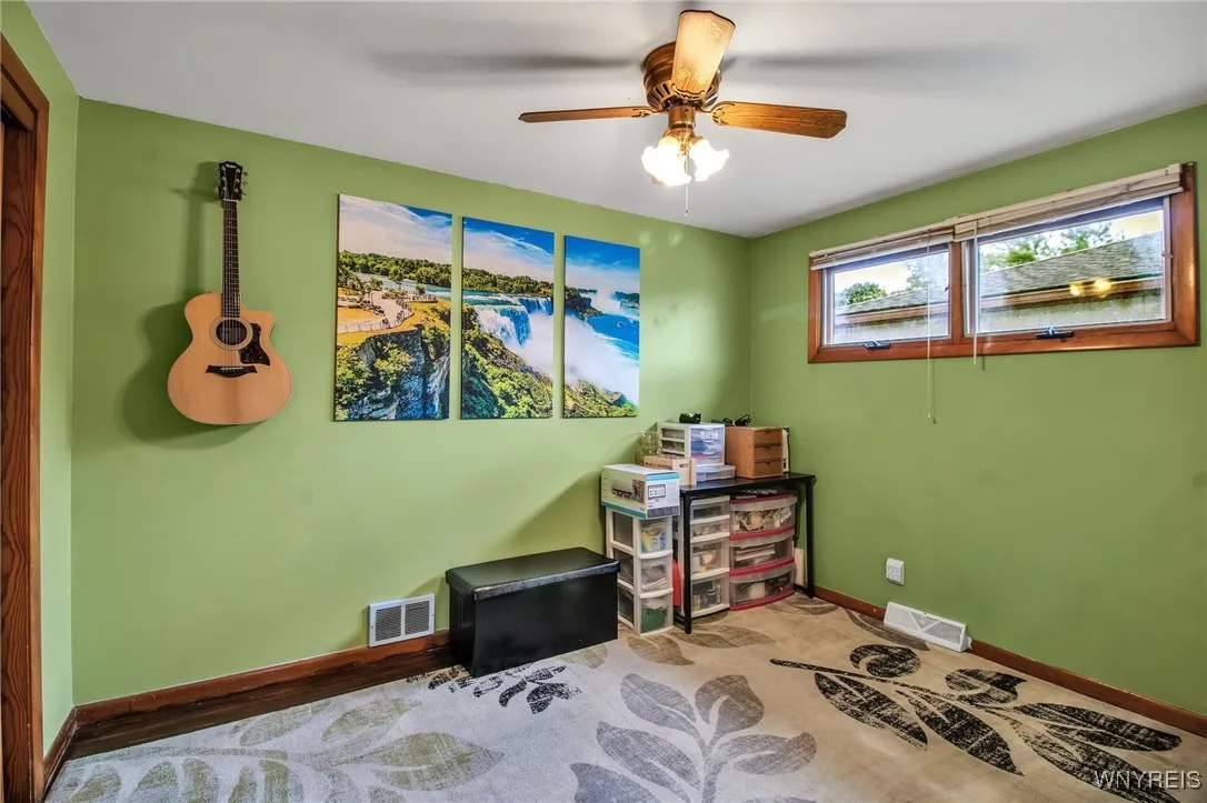 28 Banko Drive, Cheektowaga, New York 14043, Cheektowaga, New York 14043, 3 Bedrooms Bedrooms, 6 Rooms Rooms,1 BathroomBathrooms,Residential,For Sale,28 Banko Drive, Cheektowaga, New York 14043,0,B1632702