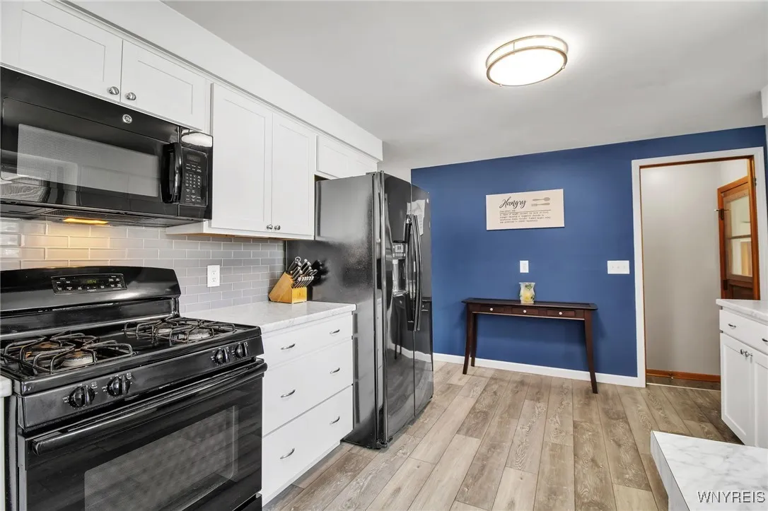 28 Banko Drive, Cheektowaga, New York 14043, Cheektowaga, New York 14043, 3 Bedrooms Bedrooms, 6 Rooms Rooms,1 BathroomBathrooms,Residential,For Sale,28 Banko Drive, Cheektowaga, New York 14043,0,B1632702