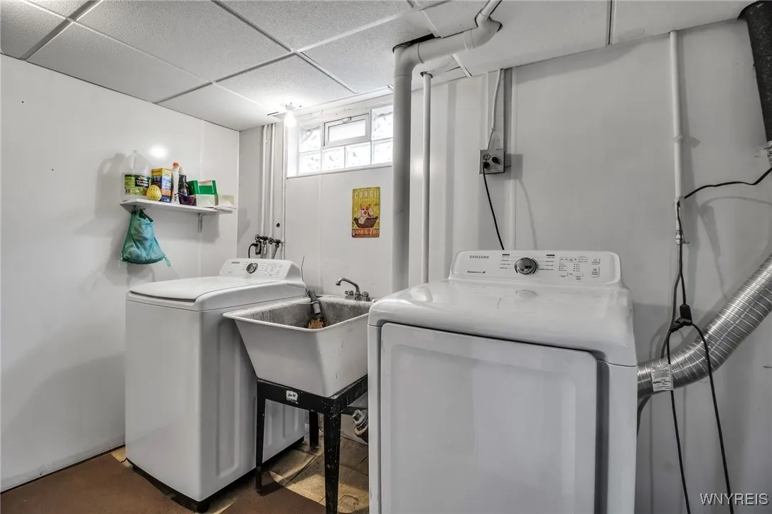 28 Banko Drive, Cheektowaga, New York 14043, Cheektowaga, New York 14043, 3 Bedrooms Bedrooms, 6 Rooms Rooms,1 BathroomBathrooms,Residential,Closed,28 Banko Drive, Cheektowaga, New York 14043,0,B1632702