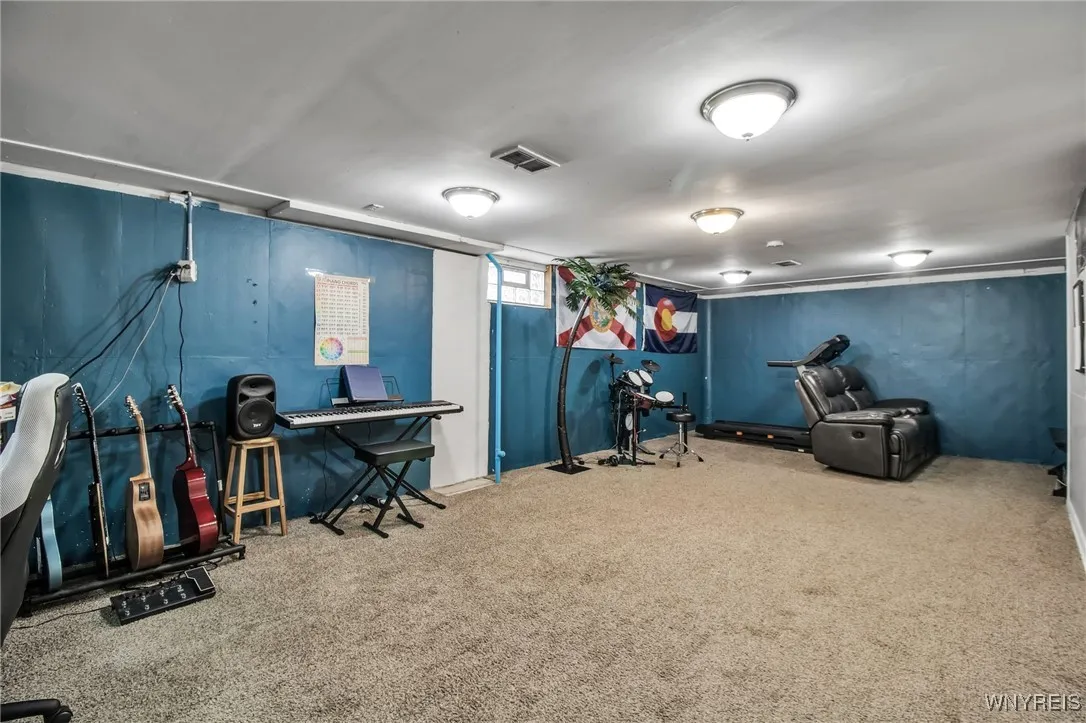 28 Banko Drive, Cheektowaga, New York 14043, Cheektowaga, New York 14043, 3 Bedrooms Bedrooms, 6 Rooms Rooms,1 BathroomBathrooms,Residential,For Sale,28 Banko Drive, Cheektowaga, New York 14043,0,B1632702
