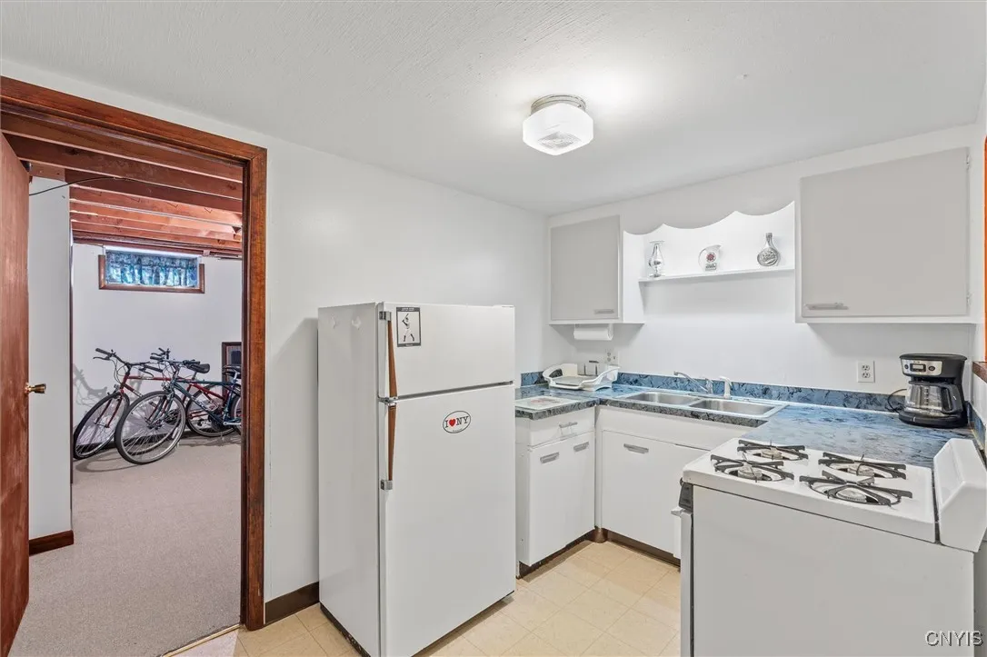 226 Hamilton Road, Cicero, New York 13212, Cicero, New York 13212, 4 Bedrooms Bedrooms, 10 Rooms Rooms,2 BathroomsBathrooms,Residential,For Sale,226 Hamilton Road, Cicero, New York 13212,0,S1633449