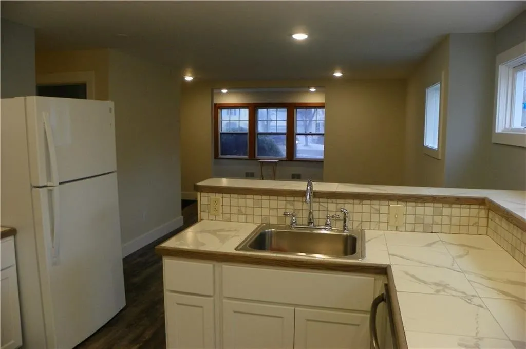 1067 North Winton Road, Rochester, New York 14609, Rochester, New York 14609, 2 Bedrooms Bedrooms, 6 Rooms Rooms,1 BathroomBathrooms,Residential Lease,For Rent,1067 North Winton Road, Rochester, New York 14609,0,R1634023