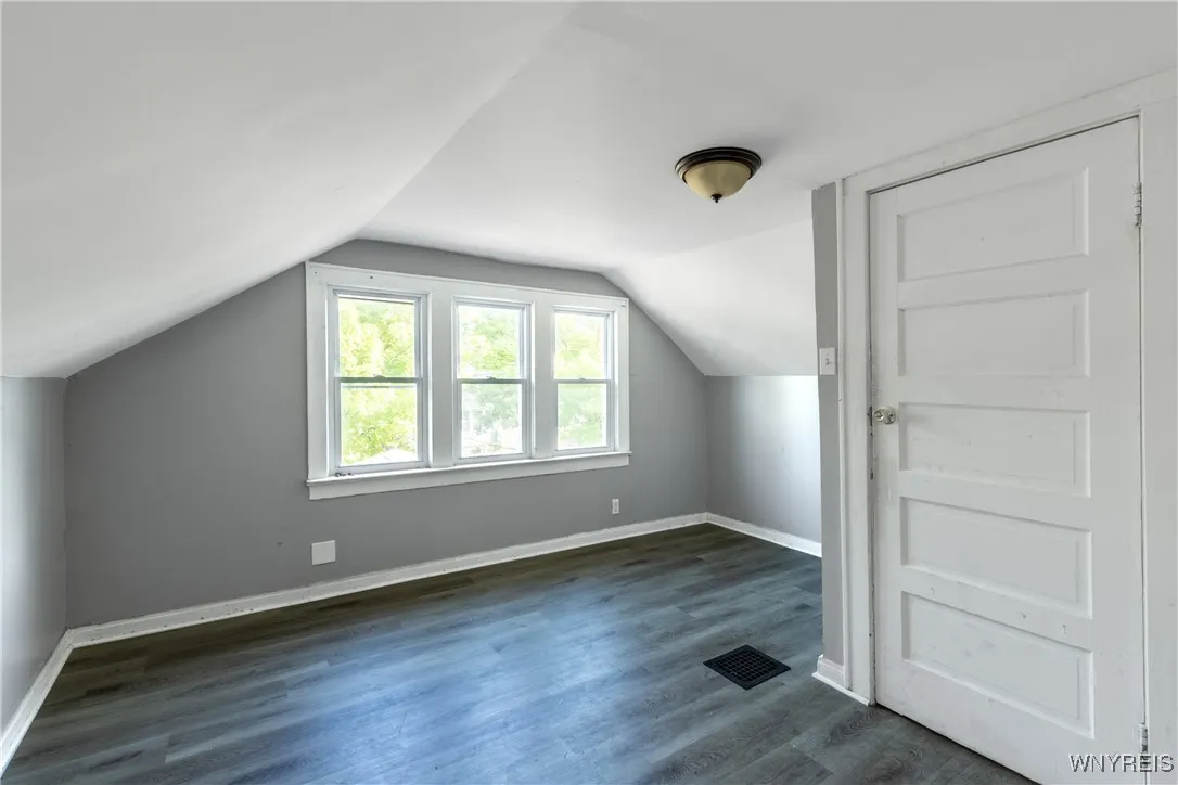 601 Lasalle Avenue, Buffalo, New York 14215, Buffalo, New York 14215, 4 Bedrooms Bedrooms, 8 Rooms Rooms,1 BathroomBathrooms,Residential,For Sale,601 Lasalle Avenue, Buffalo, New York 14215,0,B1633930