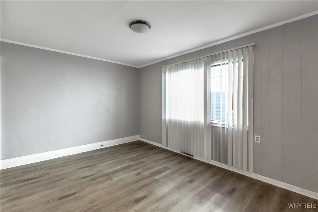 601 Lasalle Avenue, Buffalo, New York 14215, Buffalo, New York 14215, 4 Bedrooms Bedrooms, 8 Rooms Rooms,1 BathroomBathrooms,Residential,For Sale,601 Lasalle Avenue, Buffalo, New York 14215,0,B1633930