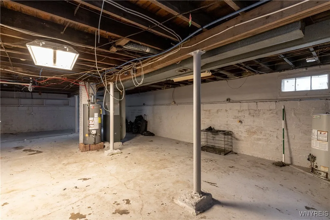 601 Lasalle Avenue, Buffalo, New York 14215, Buffalo, New York 14215, 4 Bedrooms Bedrooms, 8 Rooms Rooms,1 BathroomBathrooms,Residential,For Sale,601 Lasalle Avenue, Buffalo, New York 14215,0,B1633930