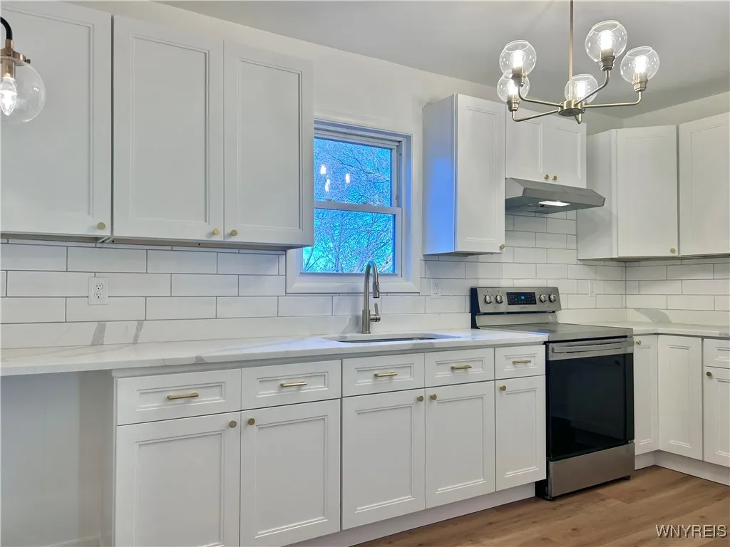 446 Bryant Avenue, Syracuse, New York 13204, Syracuse, New York 13204, 3 Bedrooms Bedrooms, 5 Rooms Rooms,1 BathroomBathrooms,Residential Lease,For Rent,446 Bryant Avenue, Syracuse, New York 13204,0,B1634035