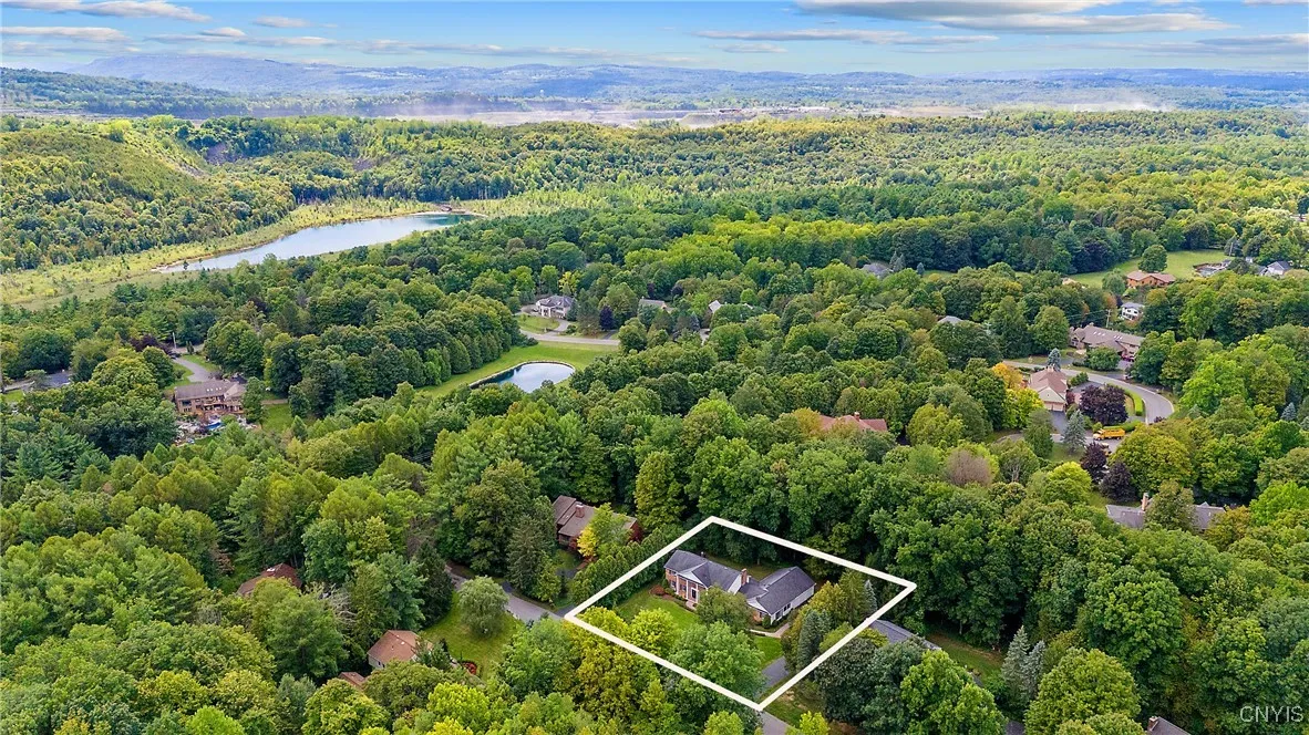 5027 Pine Valley Drive, Dewitt, New York 13066, De Witt, New York 13066, 5 Bedrooms Bedrooms, 12 Rooms Rooms,3 BathroomsBathrooms,Residential,For Sale,5027 Pine Valley Drive, Dewitt, New York 13066,0,S1633553