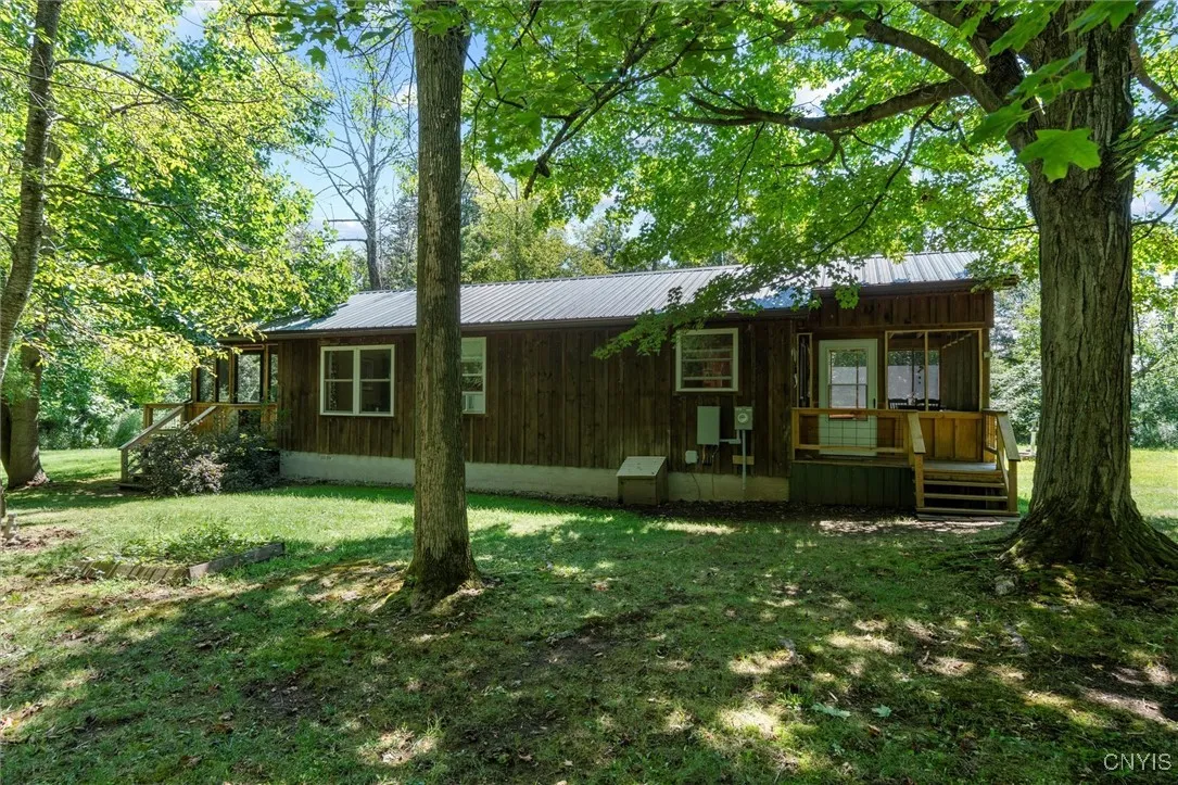 8642 Broadway Road, Wolcott, New York 14590, Wolcott, New York 14590, 2 Bedrooms Bedrooms, ,1 BathroomBathrooms,Land,For Sale,8642 Broadway Road, Wolcott, New York 14590,0,S1633678