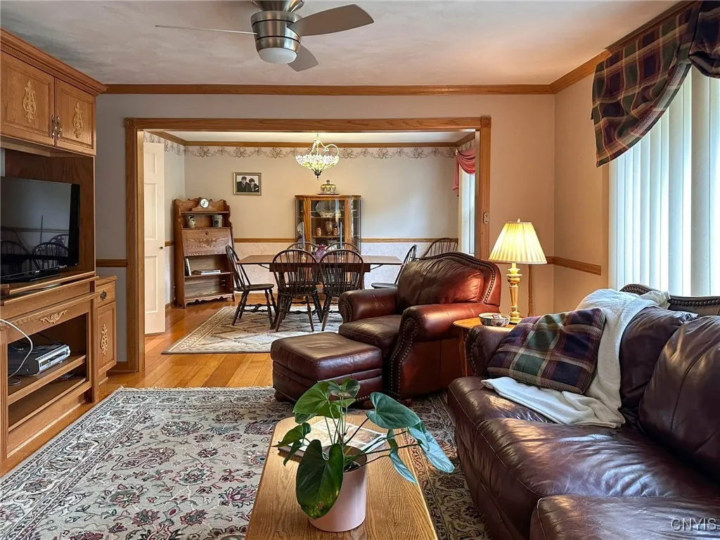 22 Canterbury Road, New Hartford, New York 13413, New Hartford, New York 13413, 4 Bedrooms Bedrooms, 11 Rooms Rooms,3 BathroomsBathrooms,Residential,For Sale,22 Canterbury Road, New Hartford, New York 13413,0,S1633915