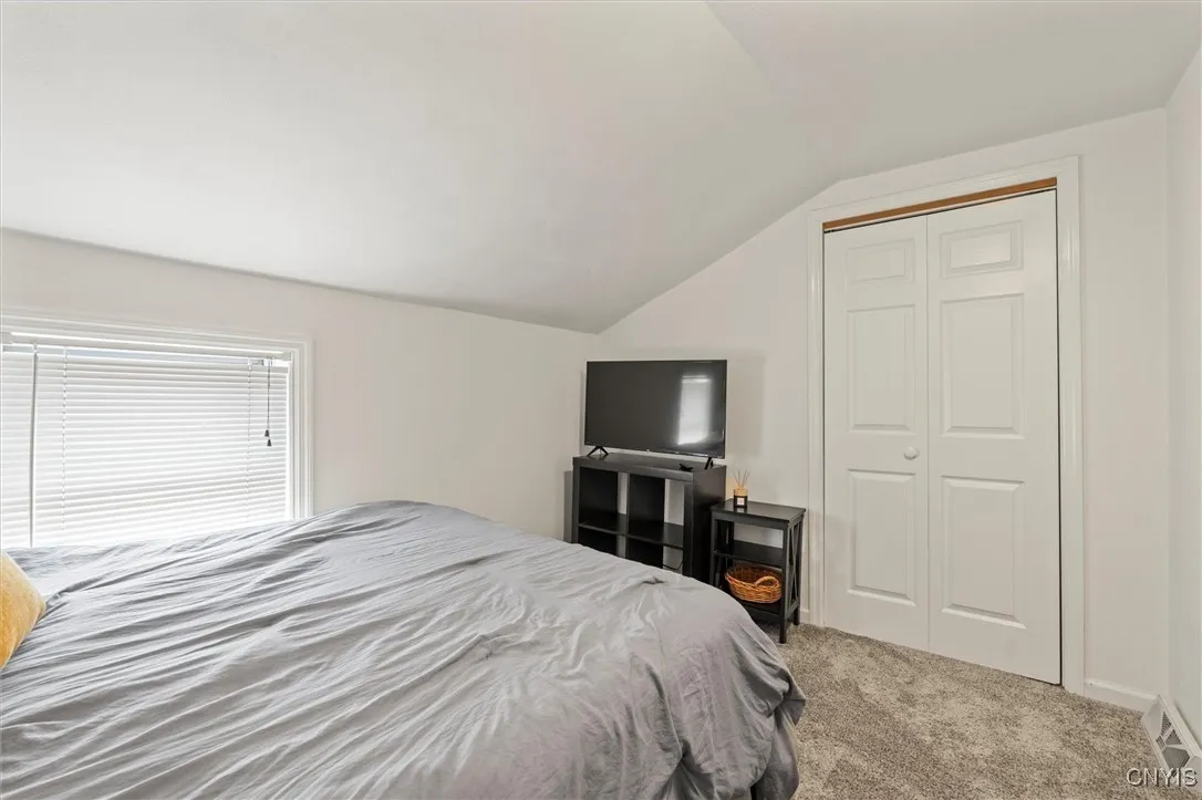 286 West 2nd Street, Oswego, New York 13126, Oswego, New York 13126, 3 Bedrooms Bedrooms, 10 Rooms Rooms,2 BathroomsBathrooms,Residential,For Sale,286 West 2nd Street, Oswego, New York 13126,0,S1634011