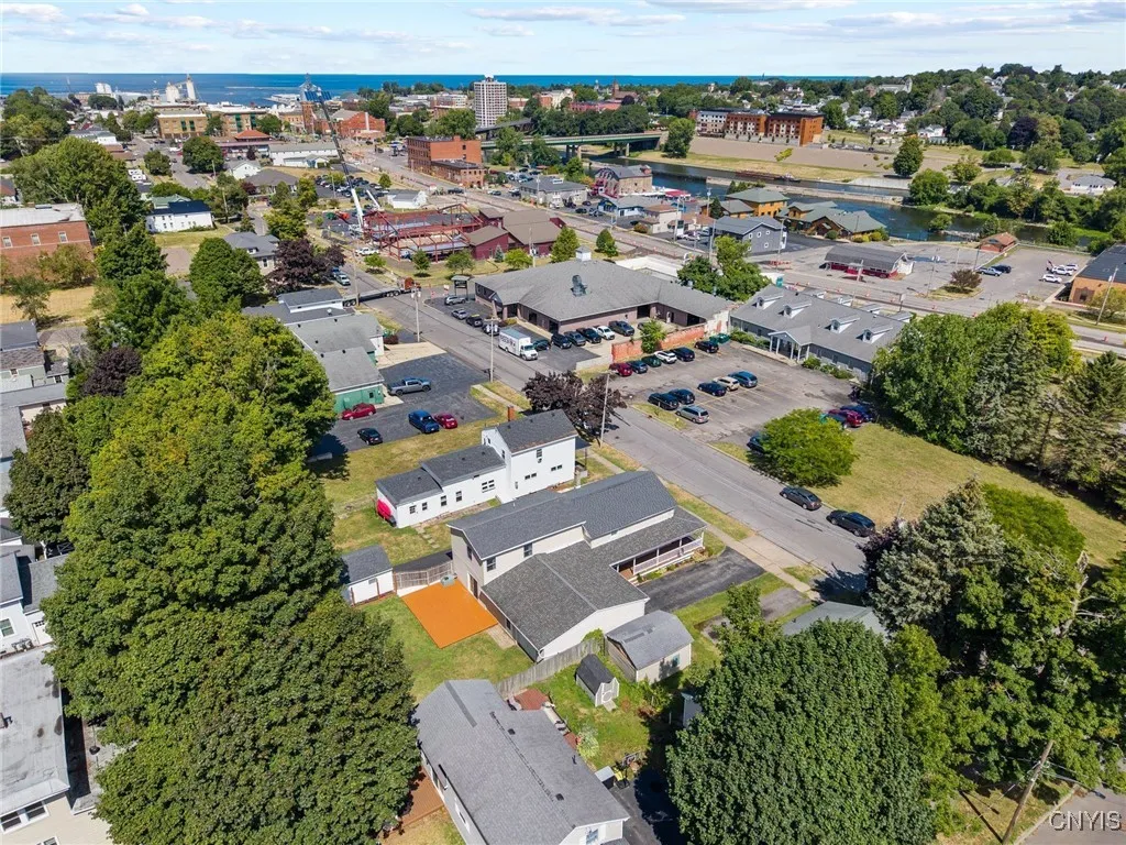 286 West 2nd Street, Oswego, New York 13126, Oswego, New York 13126, 3 Bedrooms Bedrooms, 10 Rooms Rooms,2 BathroomsBathrooms,Residential,For Sale,286 West 2nd Street, Oswego, New York 13126,0,S1634011