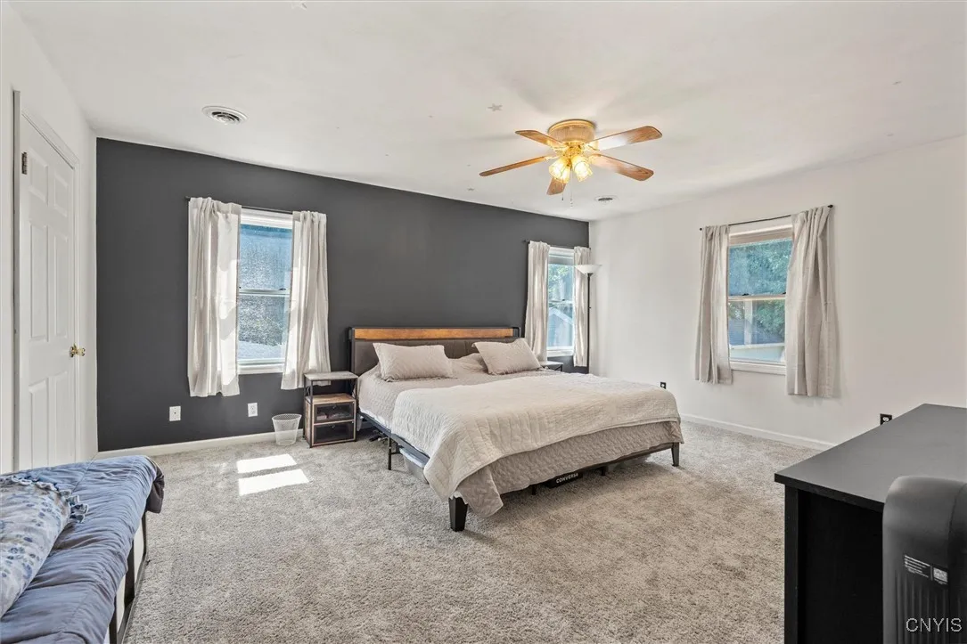 286 West 2nd Street, Oswego, New York 13126, Oswego, New York 13126, 3 Bedrooms Bedrooms, 10 Rooms Rooms,2 BathroomsBathrooms,Residential,For Sale,286 West 2nd Street, Oswego, New York 13126,0,S1634011