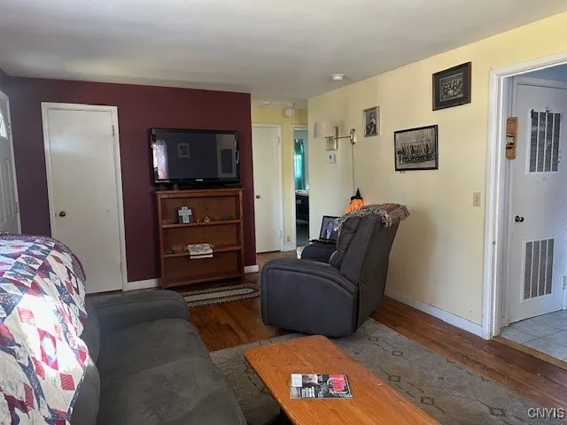 409 West Lewis Street, Lenox, New York 13032, Lenox, New York 13032, 2 Bedrooms Bedrooms, 5 Rooms Rooms,1 BathroomBathrooms,Residential,Closed,409 West Lewis Street, Lenox, New York 13032,0,S1634062