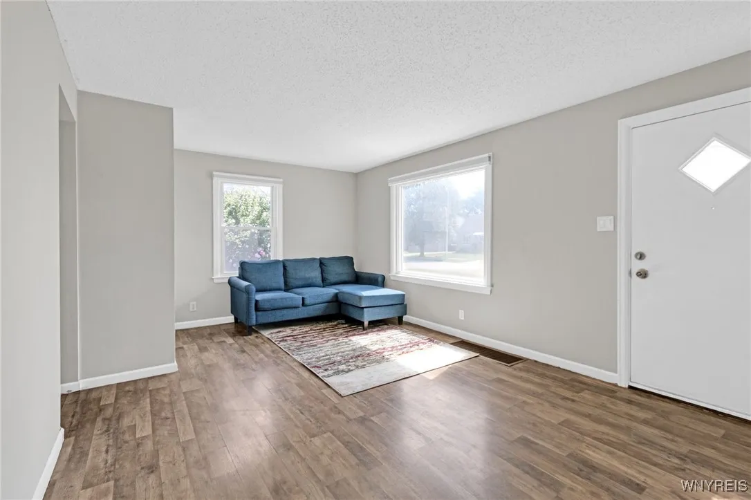 26 Beale Avenue, Cheektowaga, New York 14225, Cheektowaga, New York 14225, 3 Bedrooms Bedrooms, 6 Rooms Rooms,1 BathroomBathrooms,Residential,Closed,26 Beale Avenue, Cheektowaga, New York 14225,0,B1633503