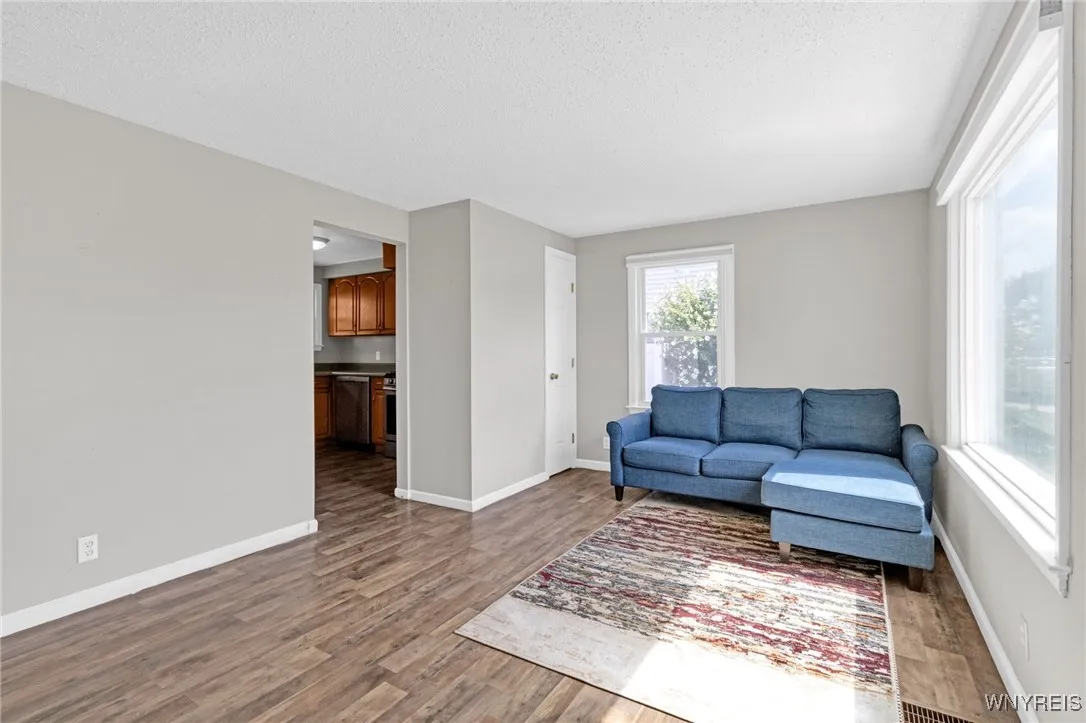 26 Beale Avenue, Cheektowaga, New York 14225, Cheektowaga, New York 14225, 3 Bedrooms Bedrooms, 6 Rooms Rooms,1 BathroomBathrooms,Residential,For Sale,26 Beale Avenue, Cheektowaga, New York 14225,0,B1633503