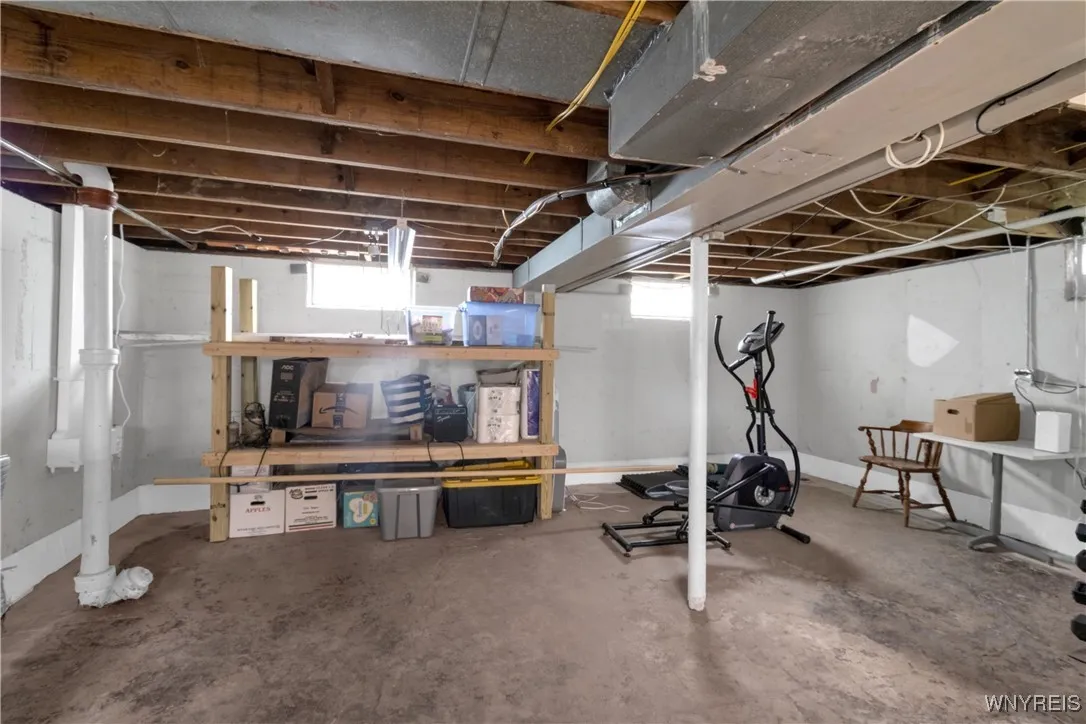26 Beale Avenue, Cheektowaga, New York 14225, Cheektowaga, New York 14225, 3 Bedrooms Bedrooms, 6 Rooms Rooms,1 BathroomBathrooms,Residential,For Sale,26 Beale Avenue, Cheektowaga, New York 14225,0,B1633503