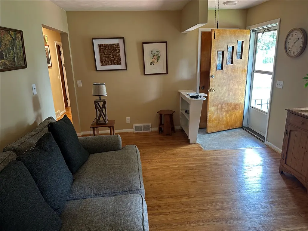 59 Massey Drive, Rochester, New York 14611, Rochester, New York 14611, 3 Bedrooms Bedrooms, 5 Rooms Rooms,1 BathroomBathrooms,Residential,Closed,59 Massey Drive, Rochester, New York 14611,0,R1634053