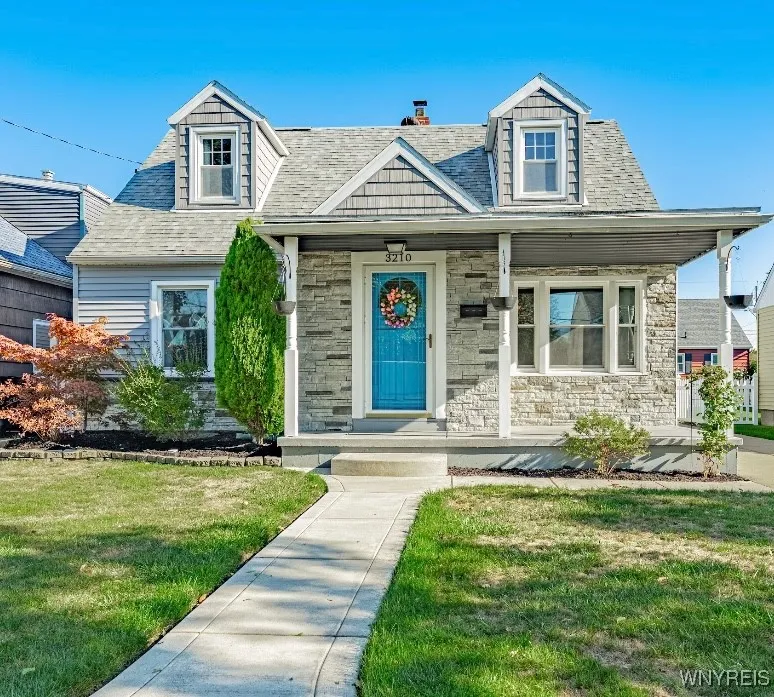 3210 Niagara Avenue, Niagara Falls, New York 14305, Niagara Falls, New York 14305, 3 Bedrooms Bedrooms, 6 Rooms Rooms,1 BathroomBathrooms,Residential,Closed,3210 Niagara Avenue, Niagara Falls, New York 14305,0,B1633621