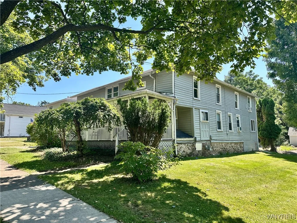 32 North Street, Geneseo, New York 14454, Geneseo, New York 14454, 7 Bedrooms Bedrooms, ,2 BathroomsBathrooms,Residential,For Sale,32 North Street, Geneseo, New York 14454,0,B1629782