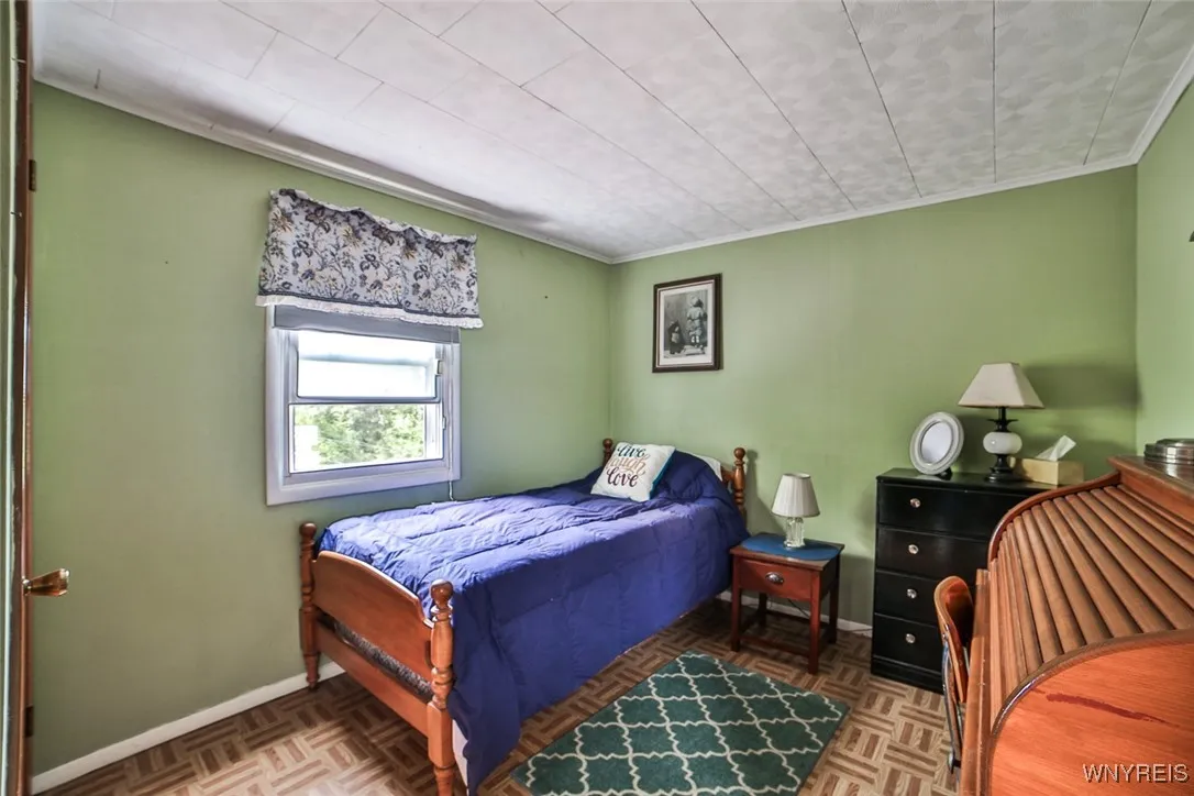 Bedroom 2nd floor