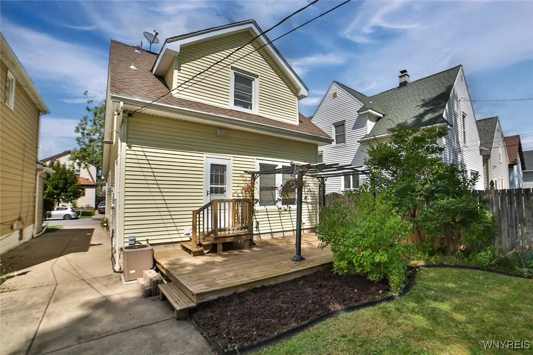 113 Nassau Avenue, Tonawanda, New York 14217, Tonawanda, New York 14217, 3 Bedrooms Bedrooms, 7 Rooms Rooms,1 BathroomBathrooms,Residential,Closed,113 Nassau Avenue, Tonawanda, New York 14217,0,B1634075