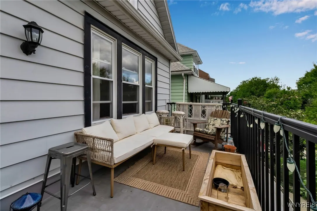 32 Sterling Avenue, Buffalo, New York 14216, Buffalo, New York 14216, 6 Bedrooms Bedrooms, ,3 BathroomsBathrooms,Residential,For Sale,32 Sterling Avenue, Buffalo, New York 14216,0,B1633975