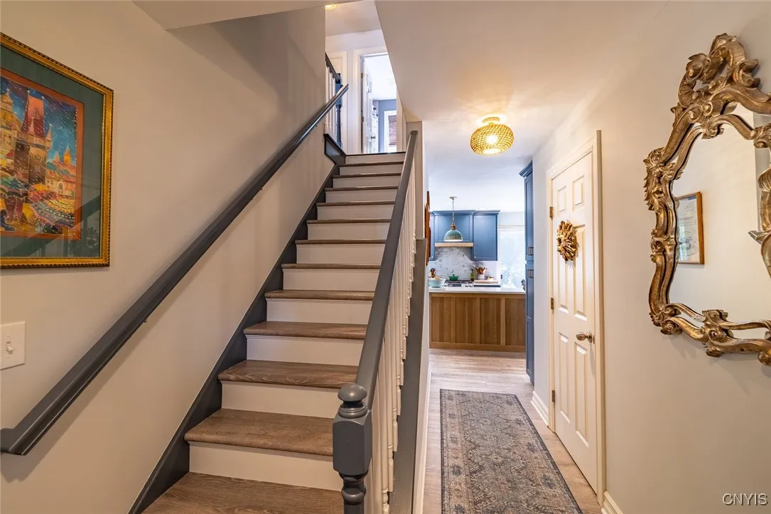 402 Hunt Drive, Manlius, New York 13066, Manlius, New York 13066, 4 Bedrooms Bedrooms, 9 Rooms Rooms,2 BathroomsBathrooms,Residential,Closed,402 Hunt Drive, Manlius, New York 13066,0,S1633811