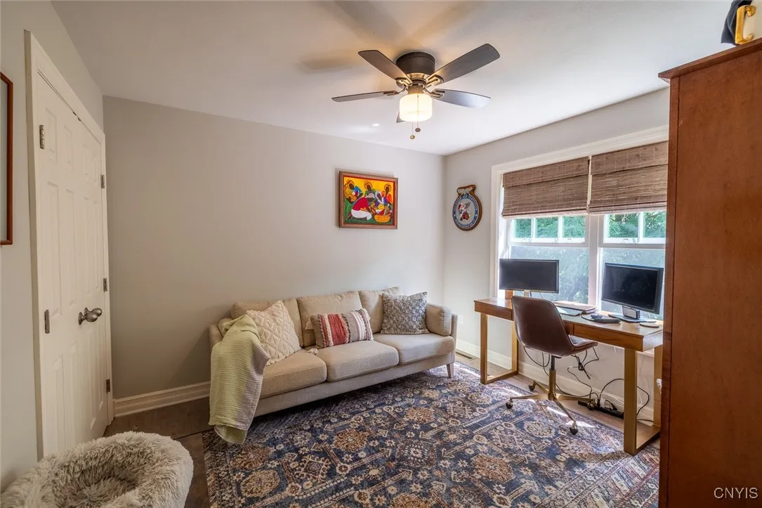 402 Hunt Drive, Manlius, New York 13066, Manlius, New York 13066, 4 Bedrooms Bedrooms, 9 Rooms Rooms,2 BathroomsBathrooms,Residential,Closed,402 Hunt Drive, Manlius, New York 13066,0,S1633811