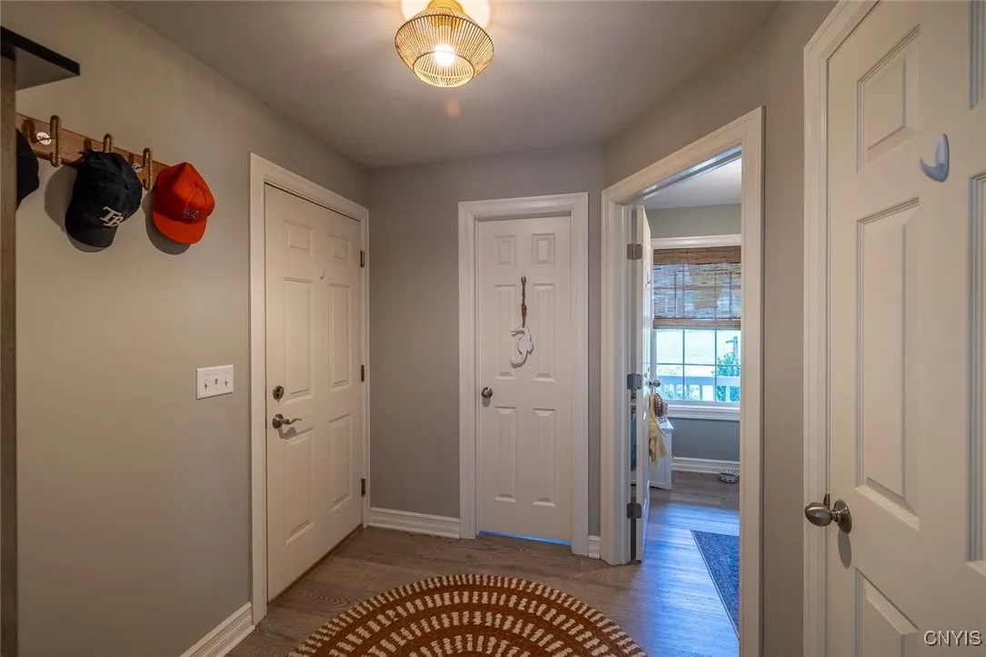 402 Hunt Drive, Manlius, New York 13066, Manlius, New York 13066, 4 Bedrooms Bedrooms, 9 Rooms Rooms,2 BathroomsBathrooms,Residential,Closed,402 Hunt Drive, Manlius, New York 13066,0,S1633811
