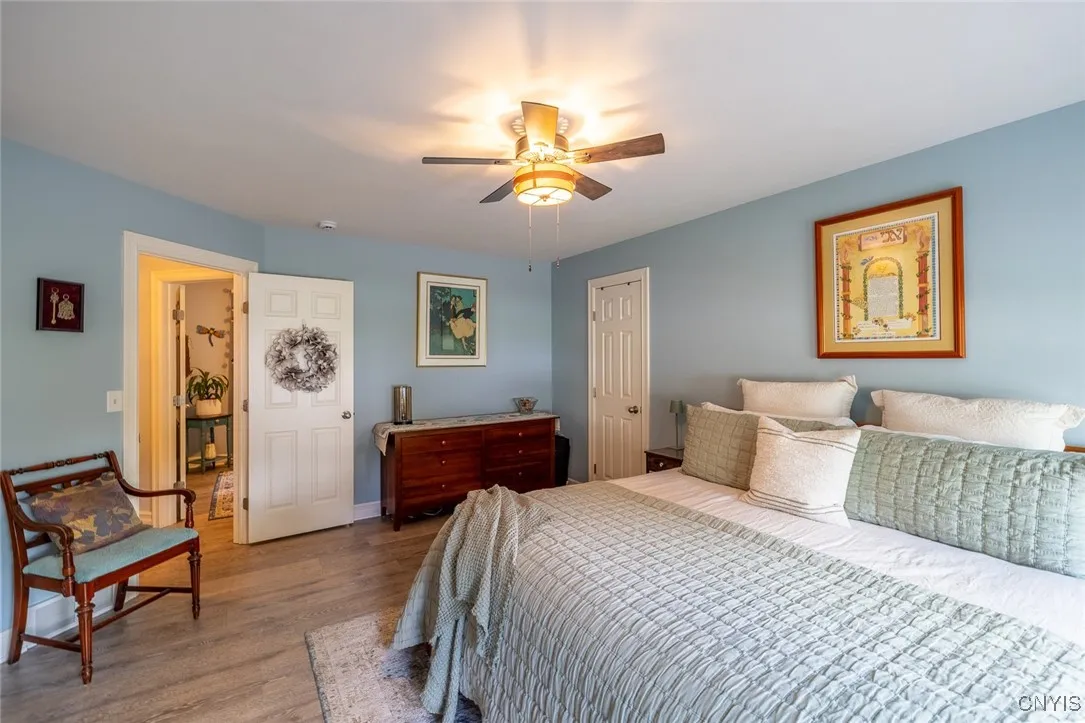 402 Hunt Drive, Manlius, New York 13066, Manlius, New York 13066, 4 Bedrooms Bedrooms, 9 Rooms Rooms,2 BathroomsBathrooms,Residential,Closed,402 Hunt Drive, Manlius, New York 13066,0,S1633811