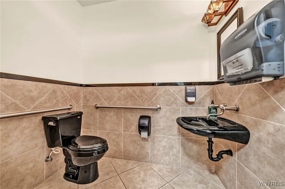 Main hall bathroom