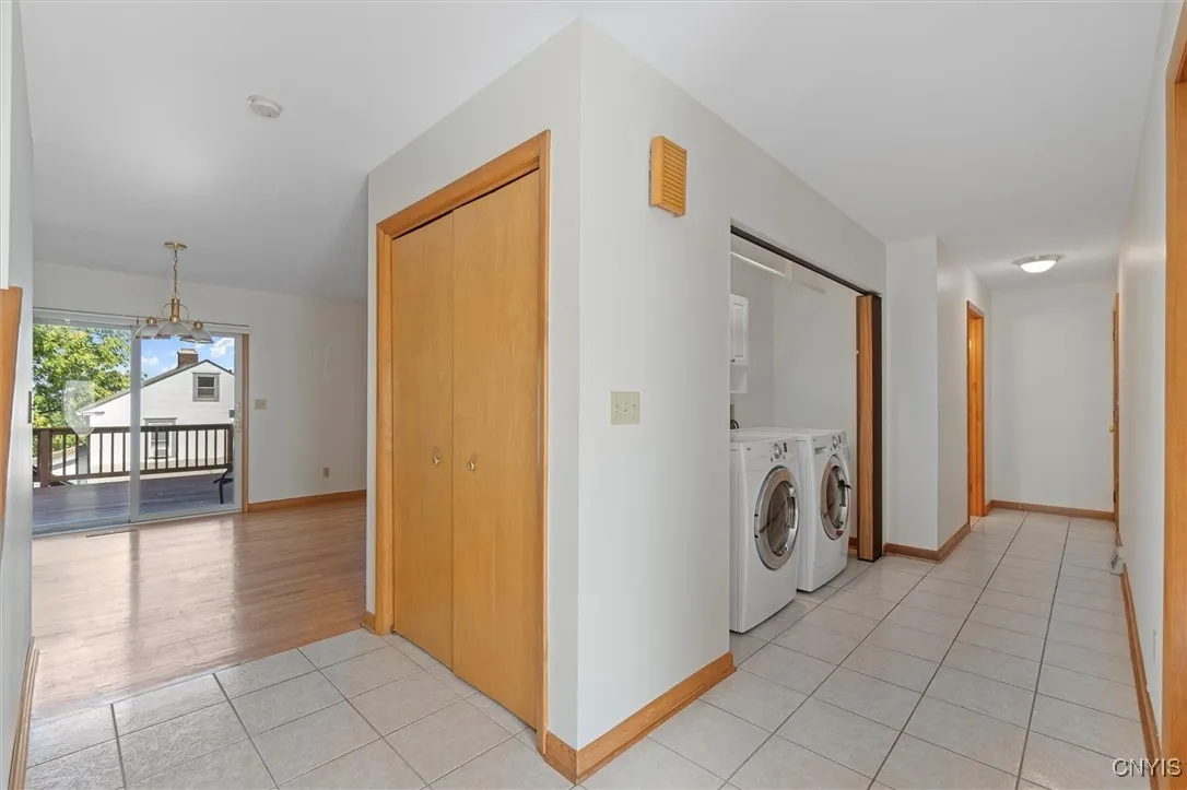 207 Tarolli Drive, Geddes, New York 13209, Geddes, New York 13209, 4 Bedrooms Bedrooms, 10 Rooms Rooms,3 BathroomsBathrooms,Residential,Closed,207 Tarolli Drive, Geddes, New York 13209,0,S1634020